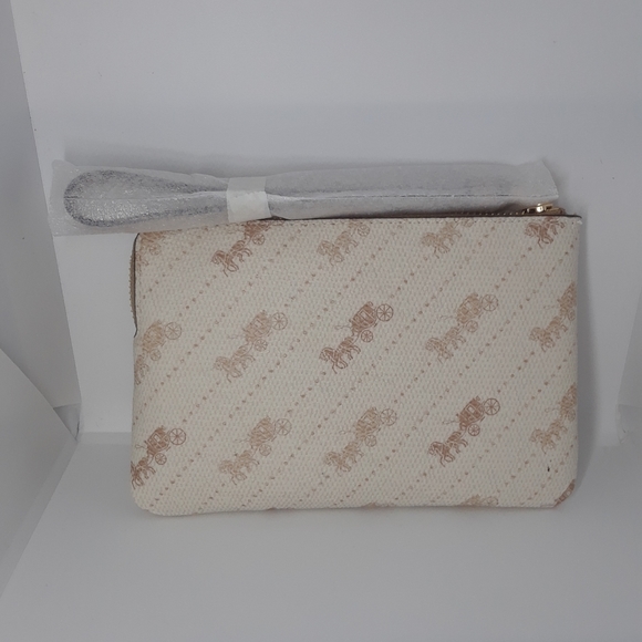 Coach Wristlet Horse And Carriage Print - Picture 7 of 13
